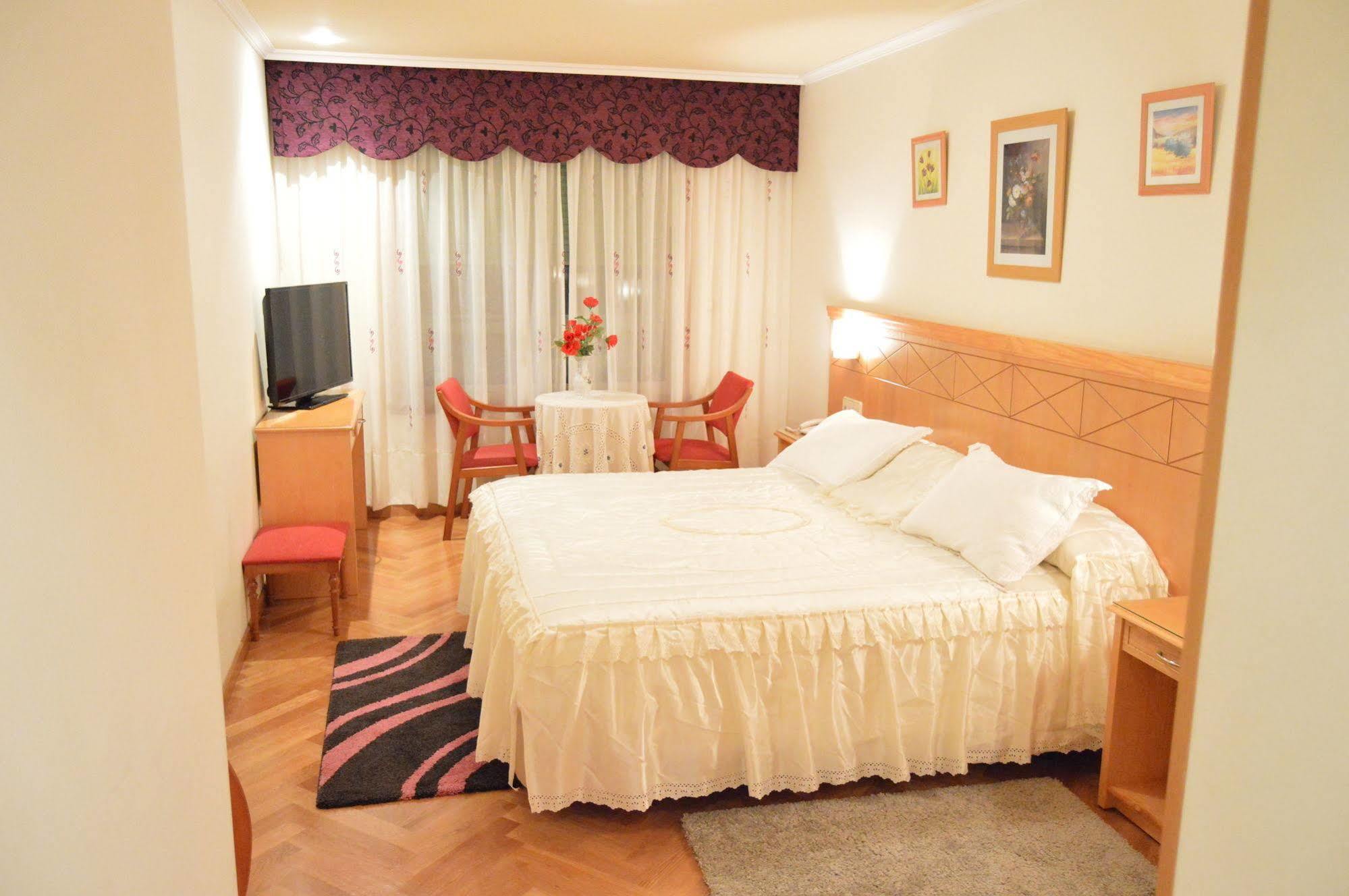 Hotel Cristal 2 A Coruna Luaran gambar