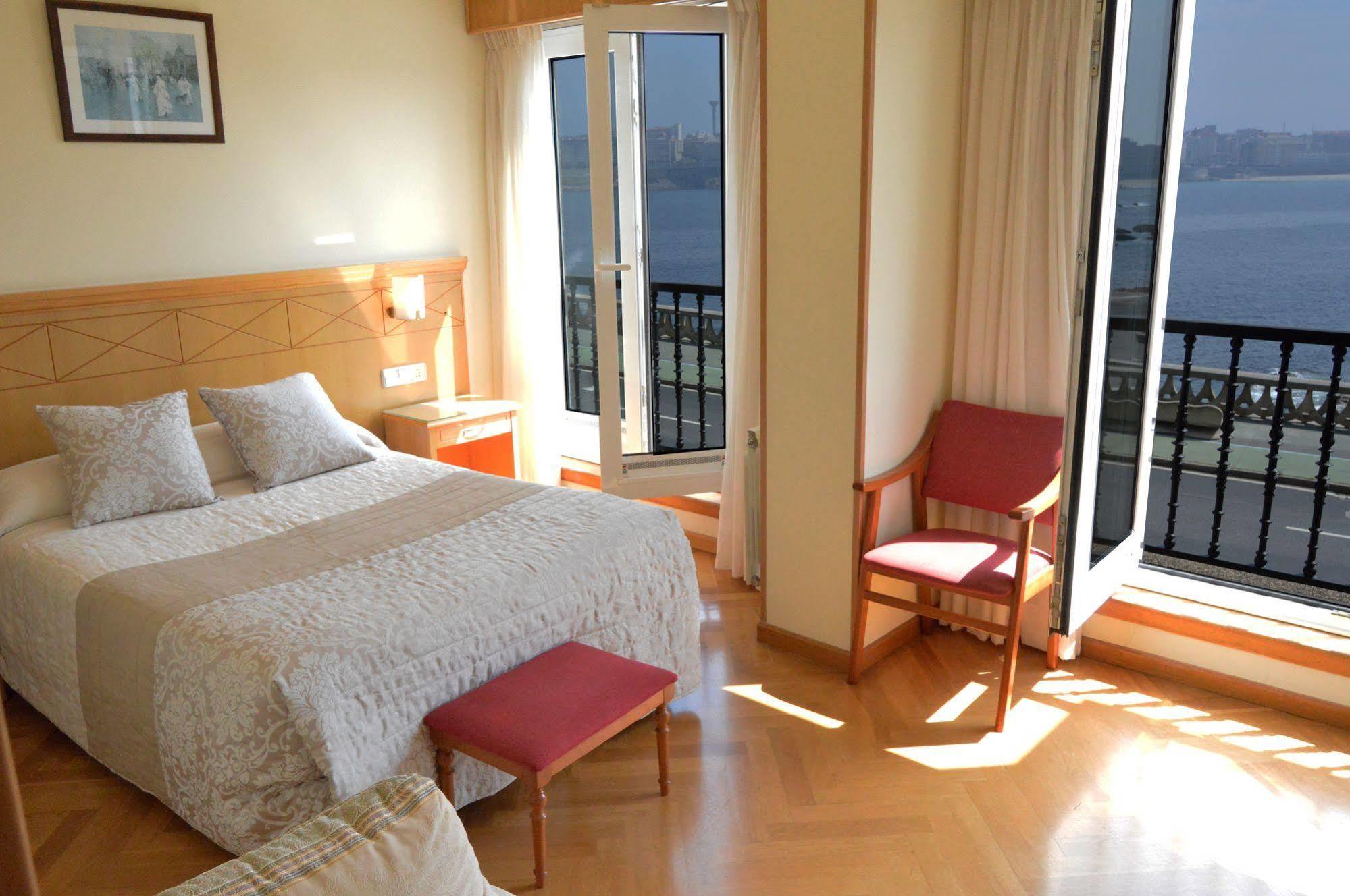 Hotel Cristal 2 A Coruna Luaran gambar