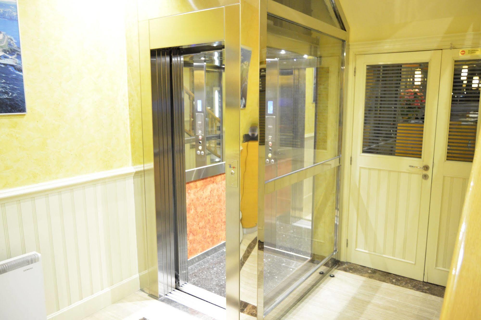 Hotel Cristal 2 A Coruna Luaran gambar